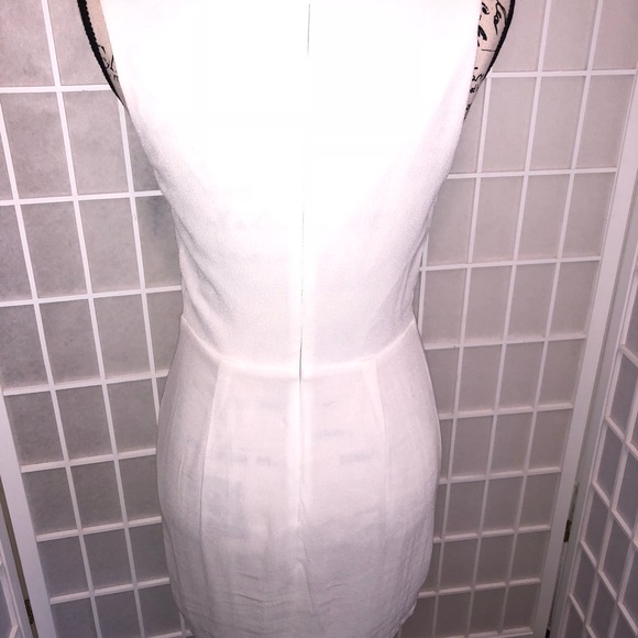 Georgous White Dress 👗 - Picture 2 of 2